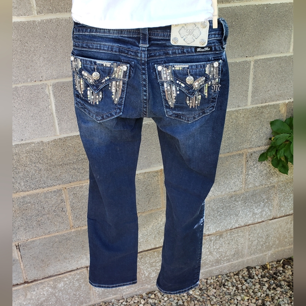 Miss Me Signature Crop Denim Jean